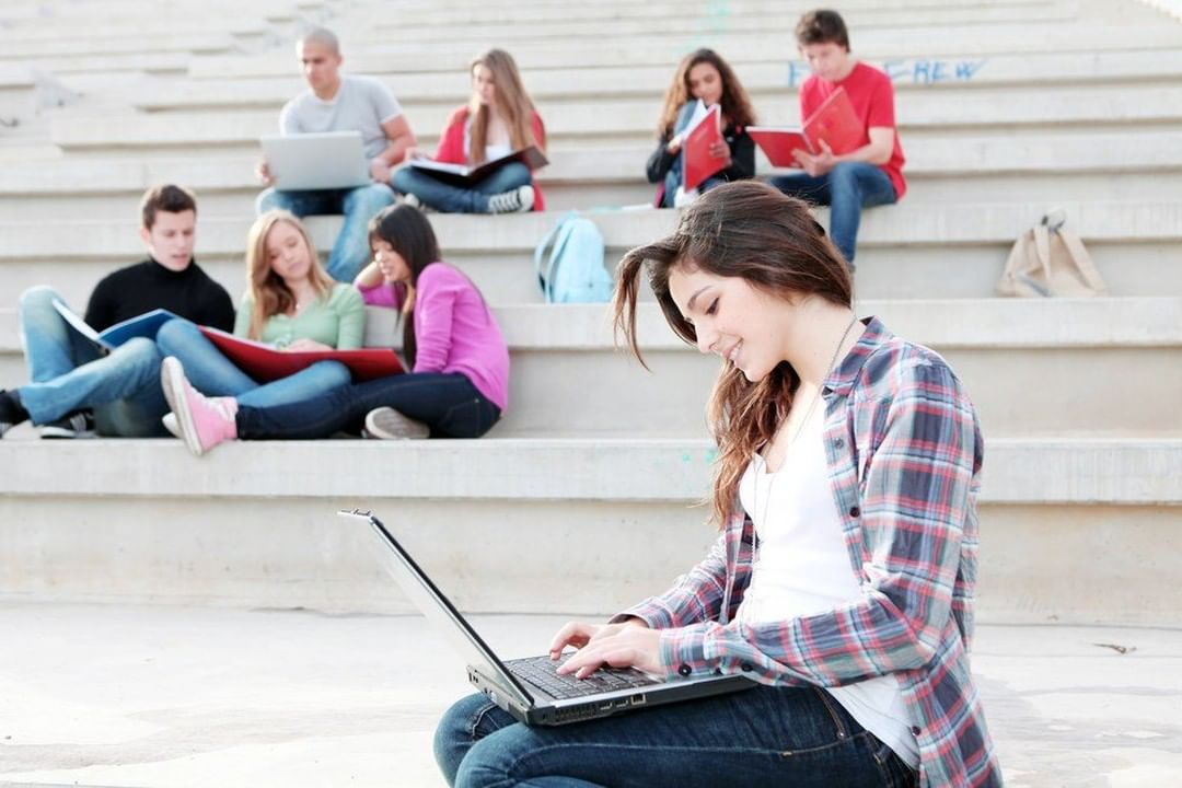 Essay On College Life For Students | Memories of College Life Essay